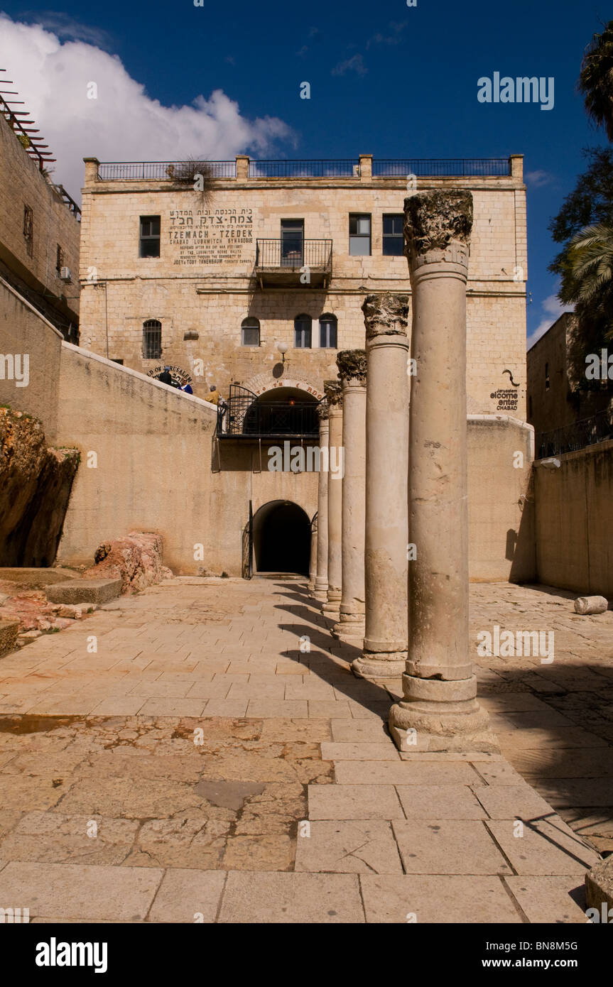 Resti del Cardo bizantino, costruita dall'Imperatore Giustiniano nel VI secolo presso il quartiere ebraico nella città vecchia di Gerusalemme Est Israele Foto Stock