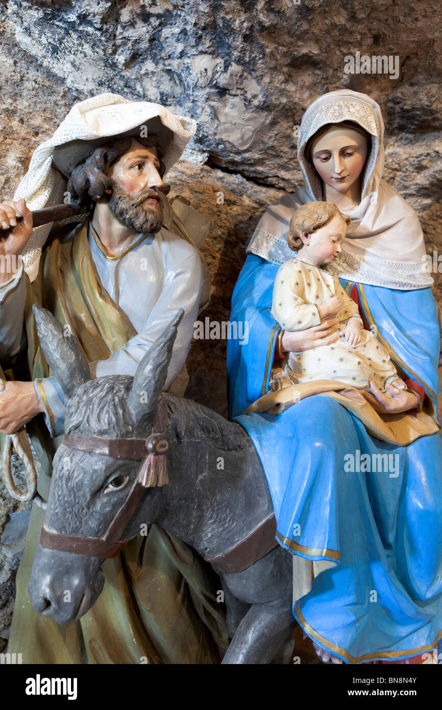 Il Volo Di Giuseppe E Maria E Gesu In Egitto Latte Grotta Di Betlemme Foto Stock Alamy