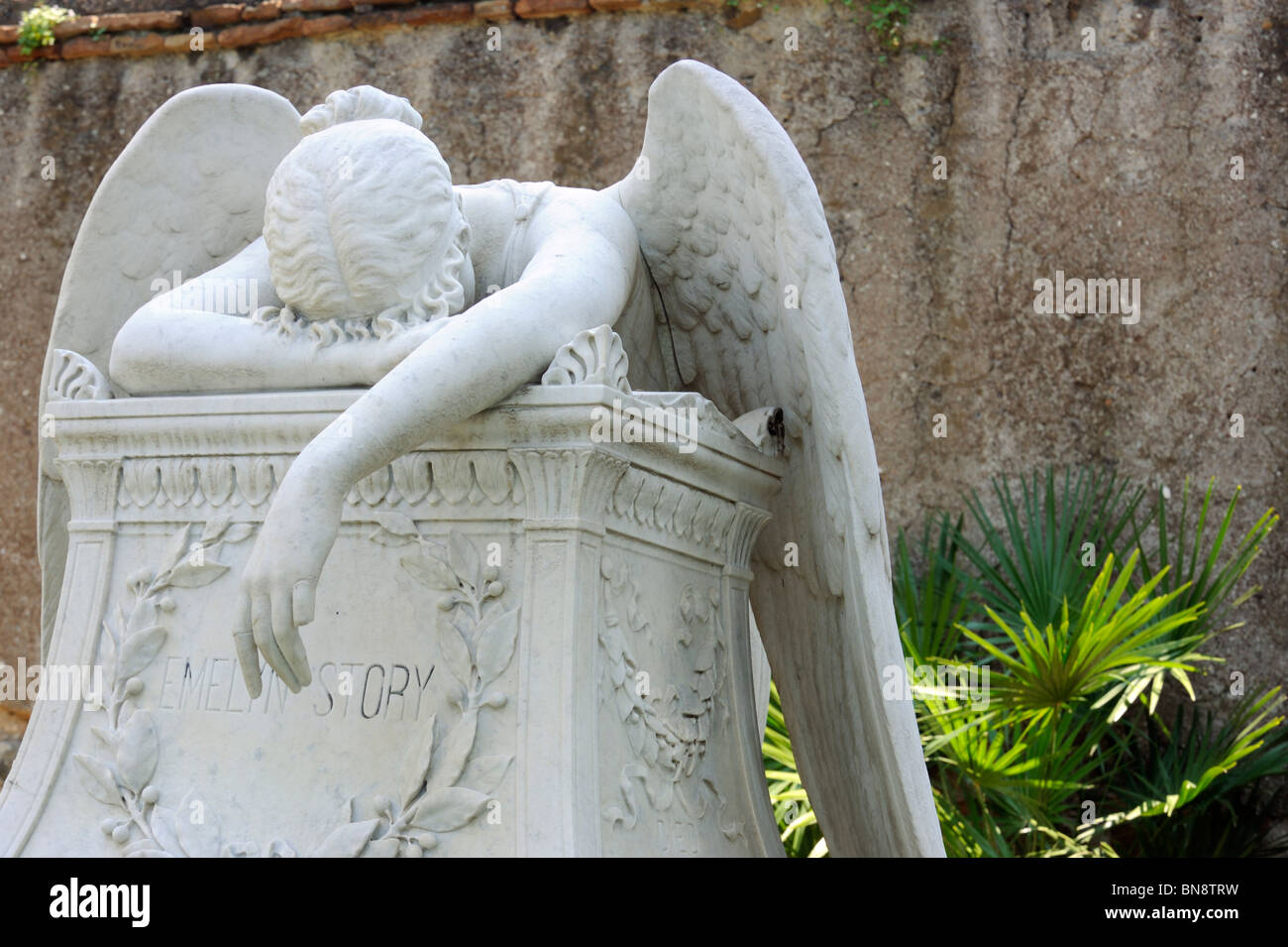 L'angelo del dolore tomba William Whetmore Storia (1819 - 1895) moglie Emelyn (1820 - 1895), scultore americano critico d'arte poeta editor Foto Stock