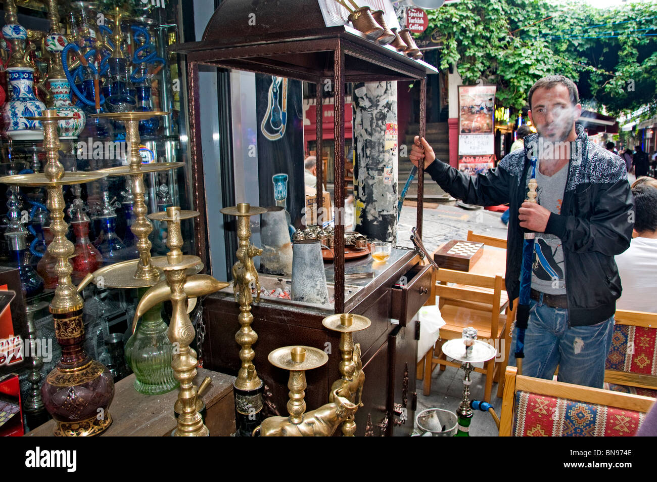 Turchia Istanbul fumatori tubazione acqua cancro ai polmoni Foto Stock