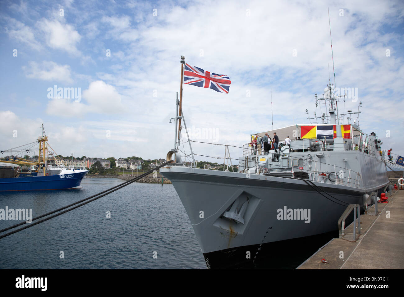 Bandiera europea conosciuta come una unione jack a bordo di una nave volato da HMS Bangor a Bangor harbor Foto Stock