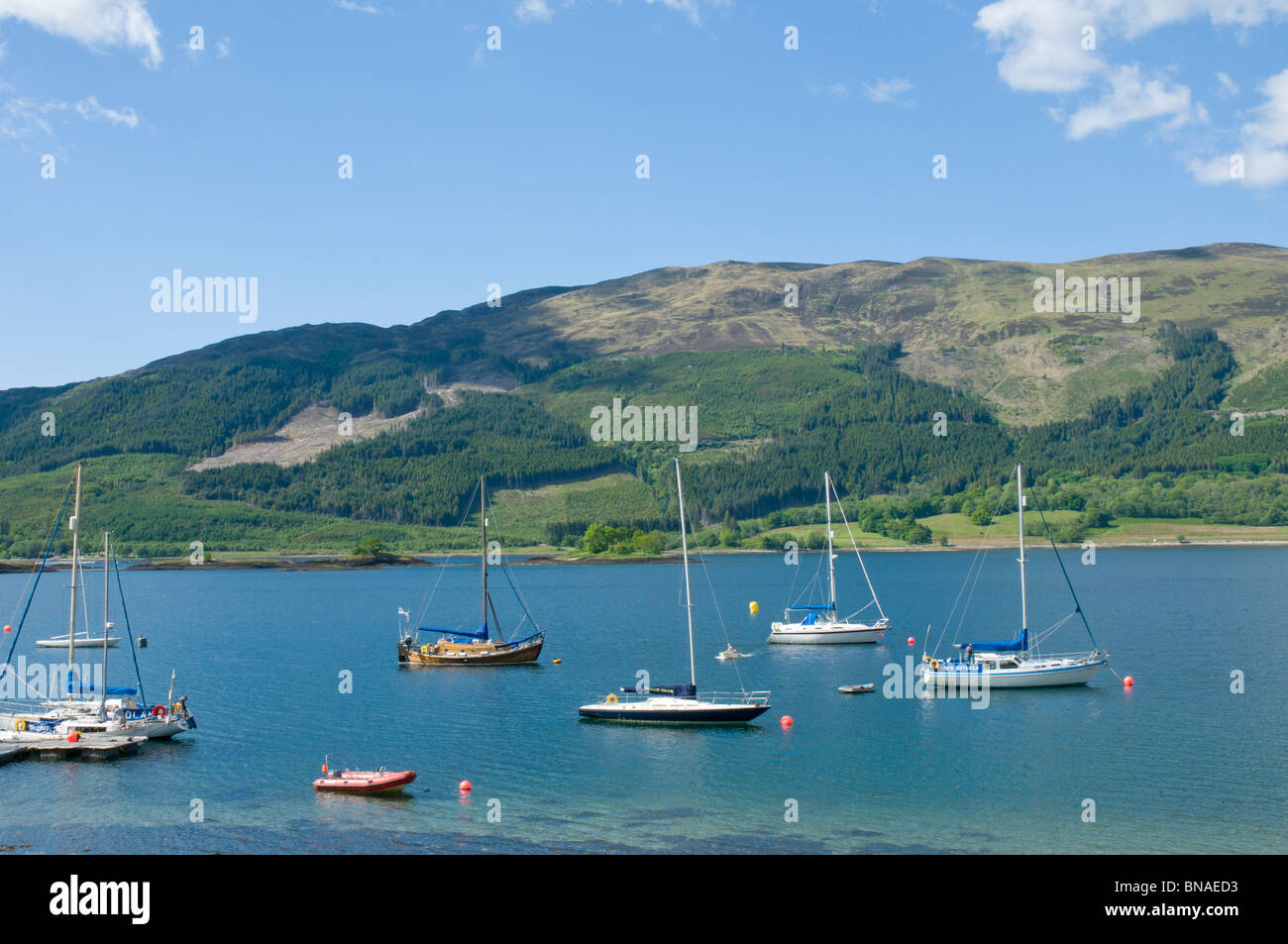 Noleggio Barche e Yachts su Loch Leven a Ballachulish Highland Scozia Scotland Foto Stock