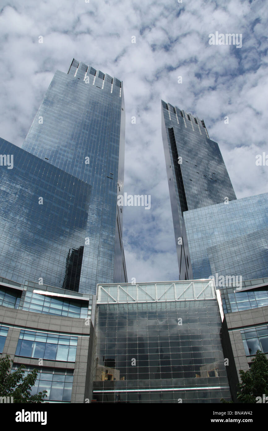 Una foto del Time Warner building di new york city america Foto Stock