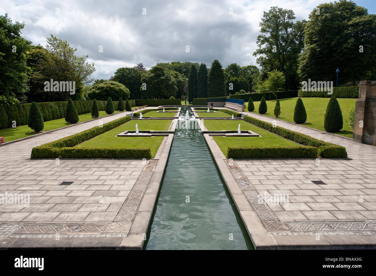 I Giardini Mughal Lister Park, Bradford, West Yorkshire, Regno Unito Foto Stock