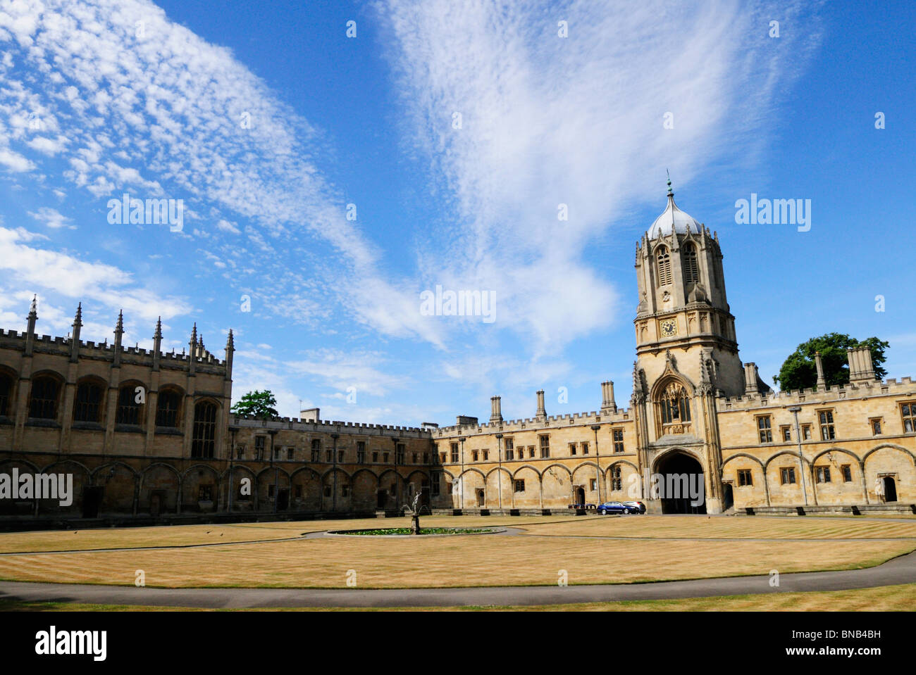Tom Tower e un quadrangolo Christ Church College di Oxford, England, Regno Unito Foto Stock