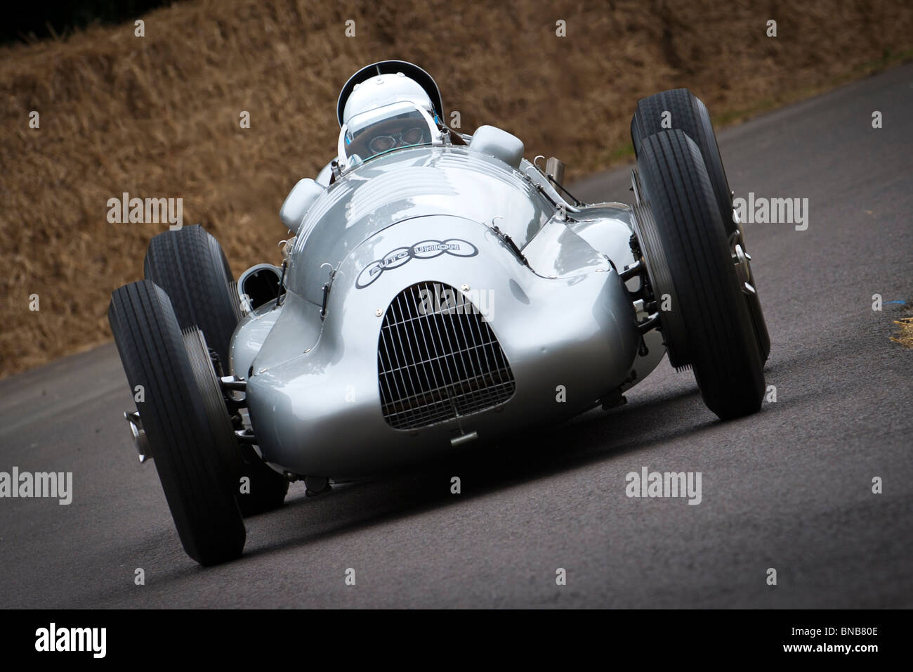 Audi Auto Union a Goodwood Festival della Velocità 2010 pilotato da Nick Mason Foto Stock