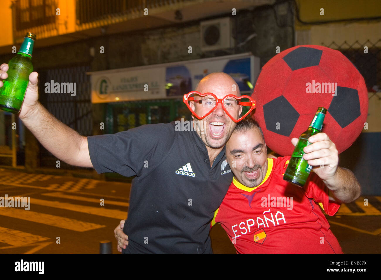 Serie di foto delle celebrazioni in Spagna dopo la finale della Coppa del Mondo di vincere. Prese a Las Palmas de Gran Canaria Foto Stock