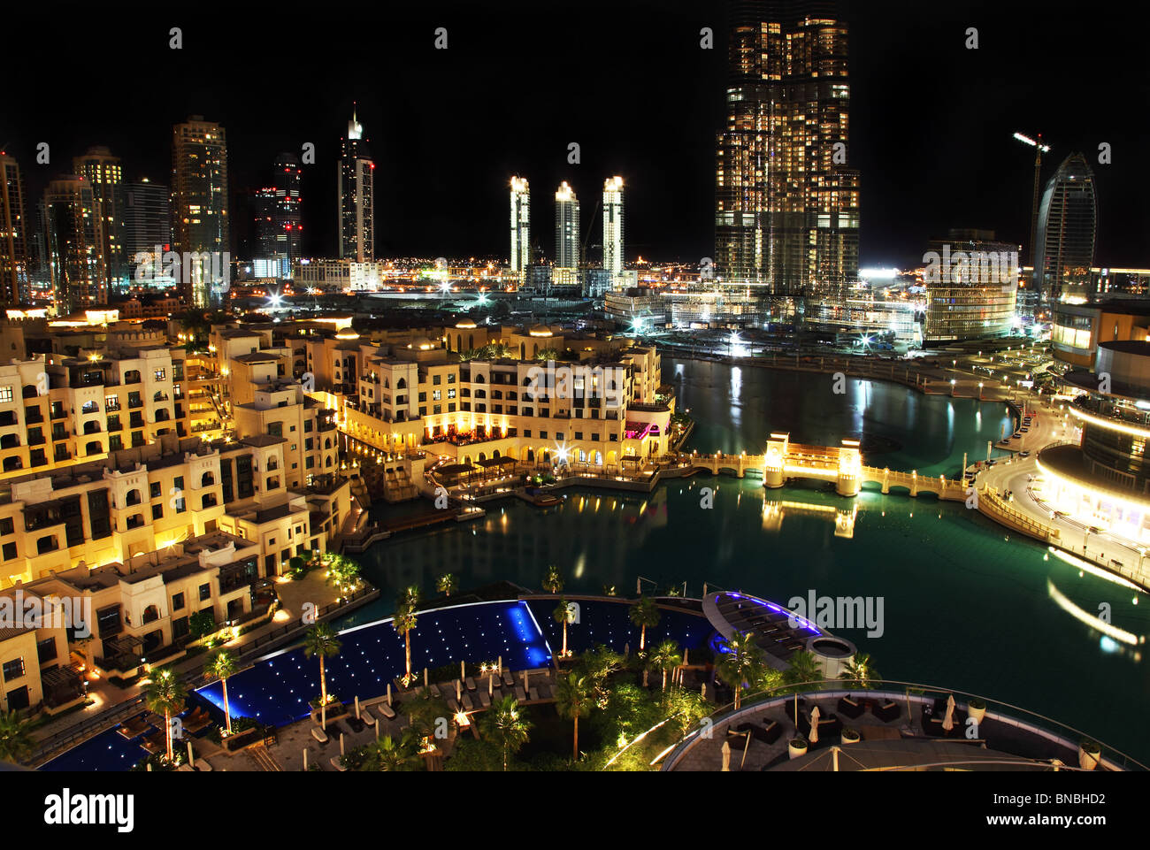 Dubai centro di notte Foto Stock