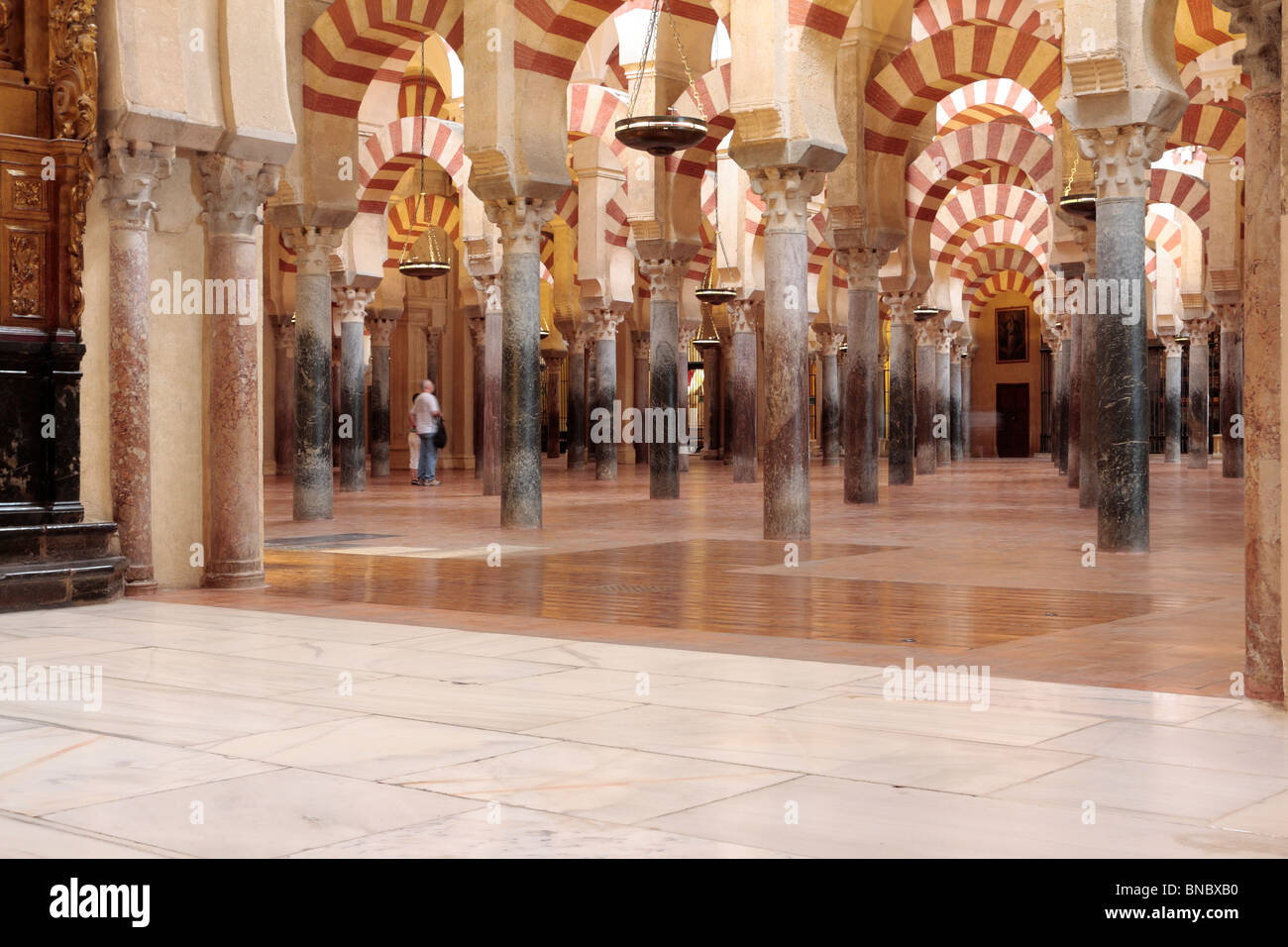 Vista interna della cattedrale o Mezquita di Cordova in Andalusia Spagna Europa Foto Stock