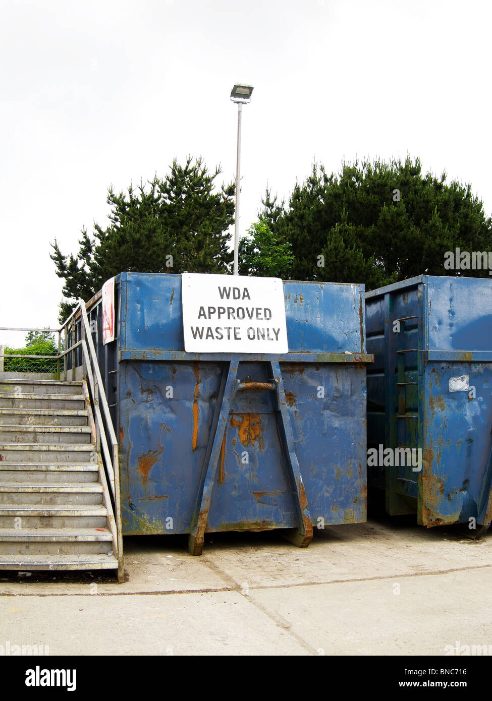 Un consiglio locale eseguire il riciclaggio dei rifiuti centro vicino a Redruth in cornwall, Regno Unito Foto Stock