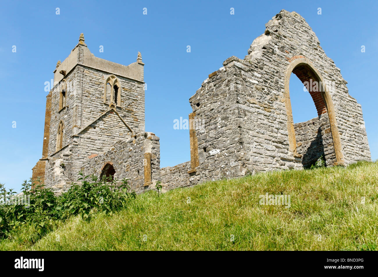 Prominente punto di riferimento del Burrow mump in Somerset in una giornata di sole Foto Stock