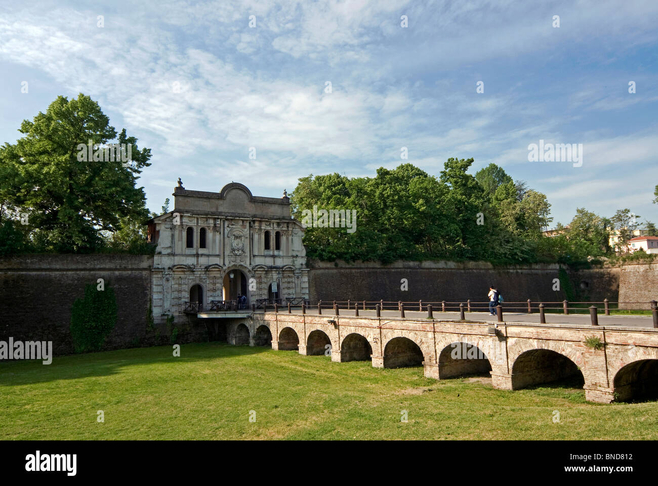 Gate Bridge e al Parco della Cittadella, Parma, Emilia Romagna, Italia, Europa Foto Stock
