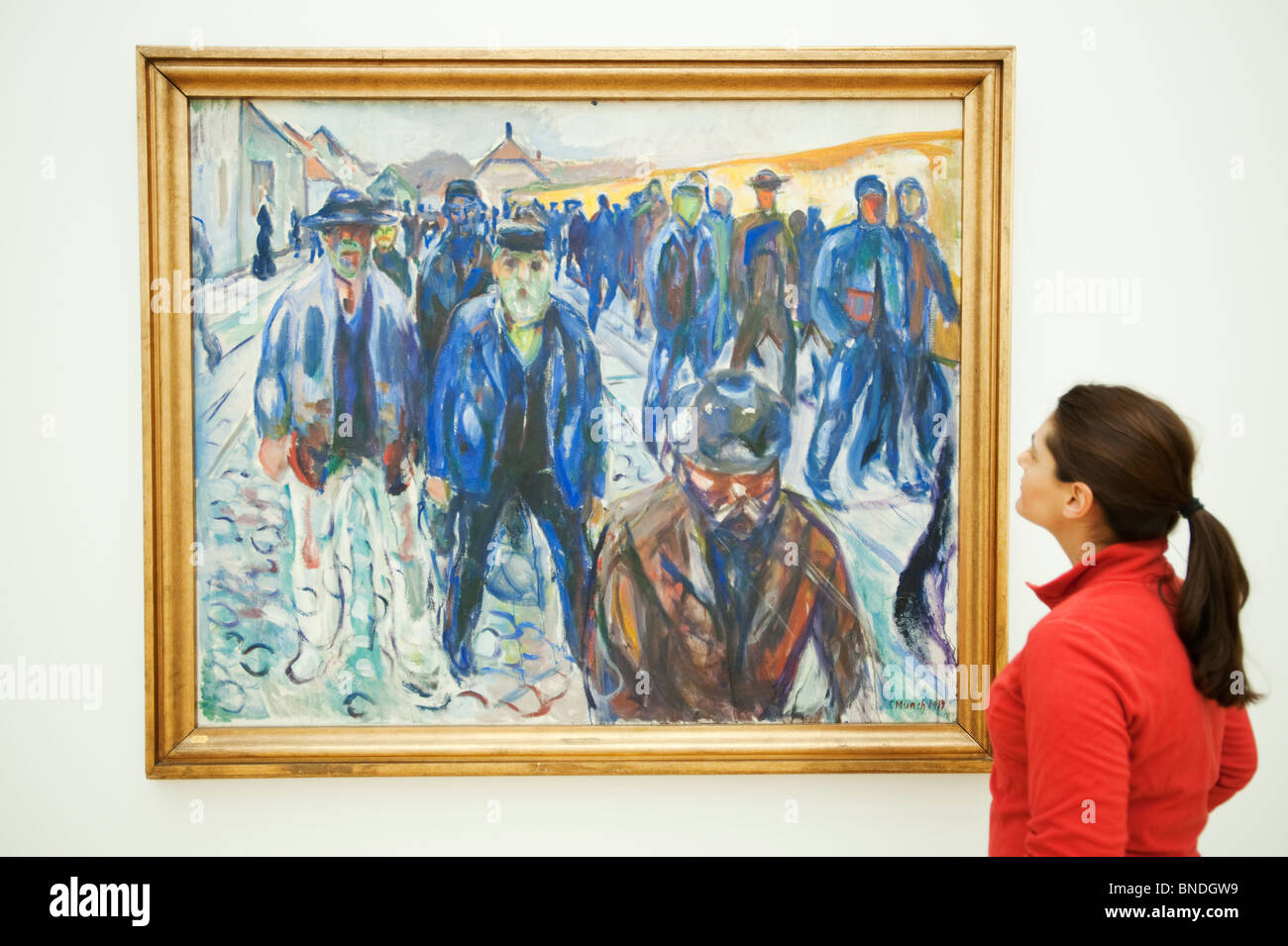Lavoratori provenienti dalla casa di Edvard Munch a Statens Museum Kunst o il Museo Reale di Belle Arti di Copenhagen DANIMARCA Foto Stock