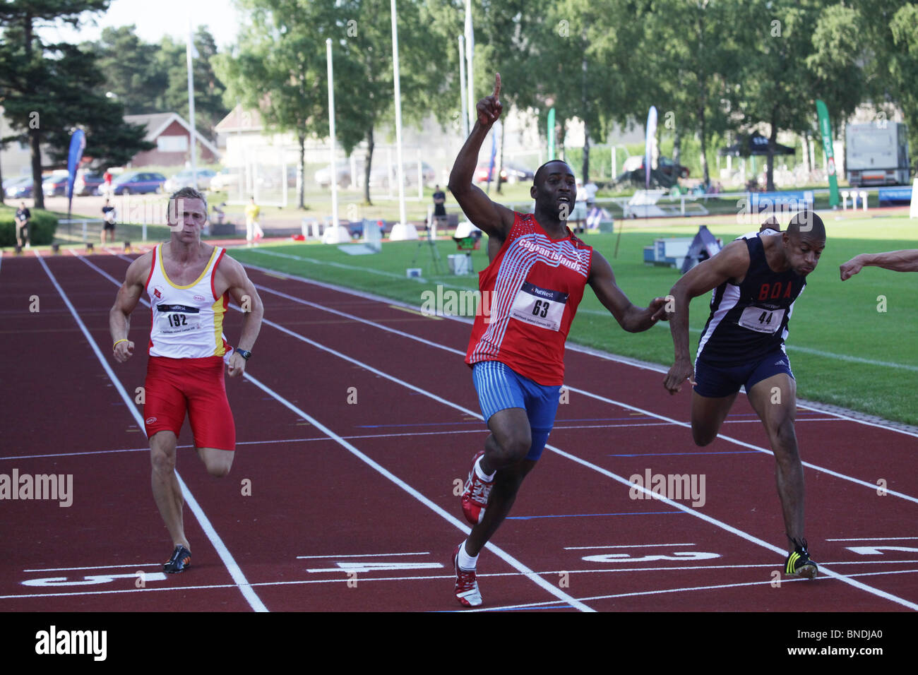 Wallace Little Cayman Islands vince il Uomini 100m a Natwest Island Games 2009, 3 Luglio 2009 Foto Stock