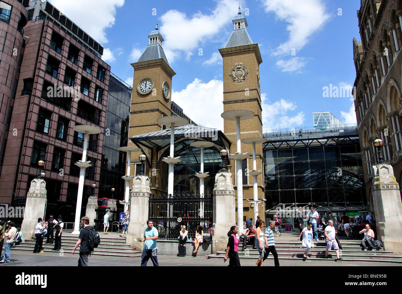 Hope Square, Liverpool Street Station, City of London, Greater London, England, Regno Unito Foto Stock