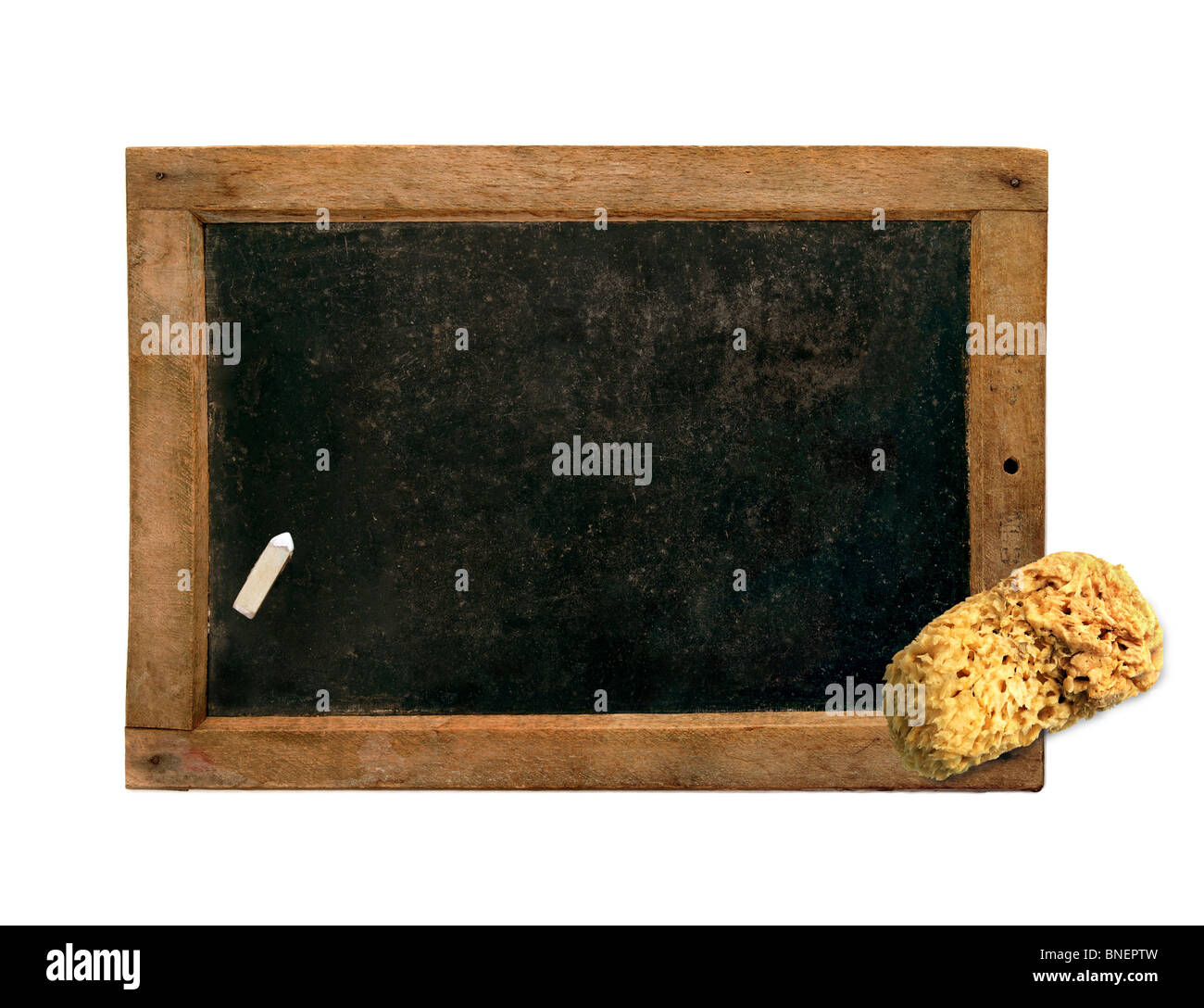 Piccola vecchia scuola lavagna con gesso e spugna Foto Stock