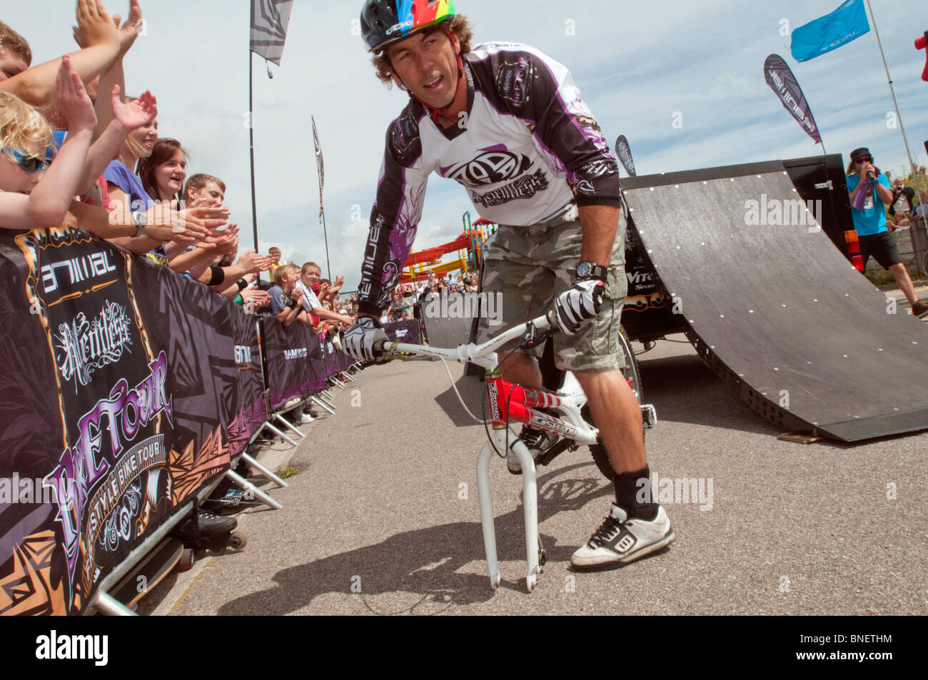 Regno Unito Inghilterra - l'animale Freestyle BMX Bike Tour a Eastbourne Extreme. Foto Stock