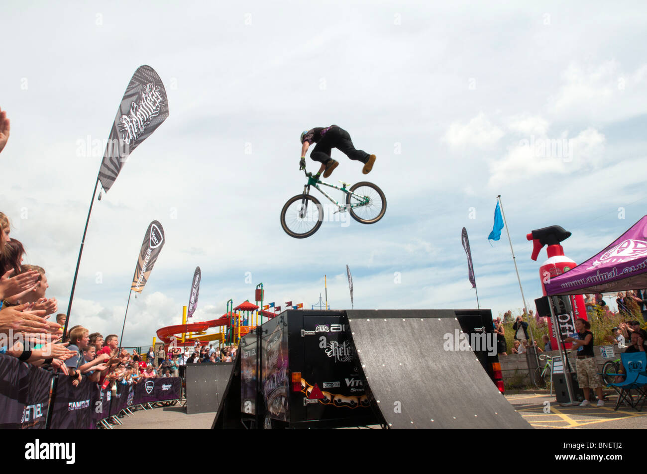 Regno Unito Inghilterra - l'animale BMX Freestyle BMX Bike Tour a Eastbourne Extreme. Foto Stock