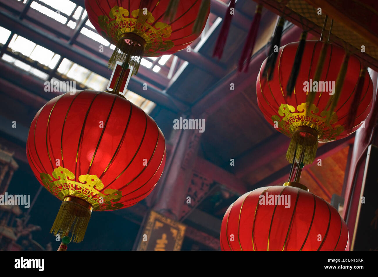 Lanterne rosse peccato Sze Si Ya tempio Cinese Chinatown Kuala Lumpur in Malesia Foto Stock