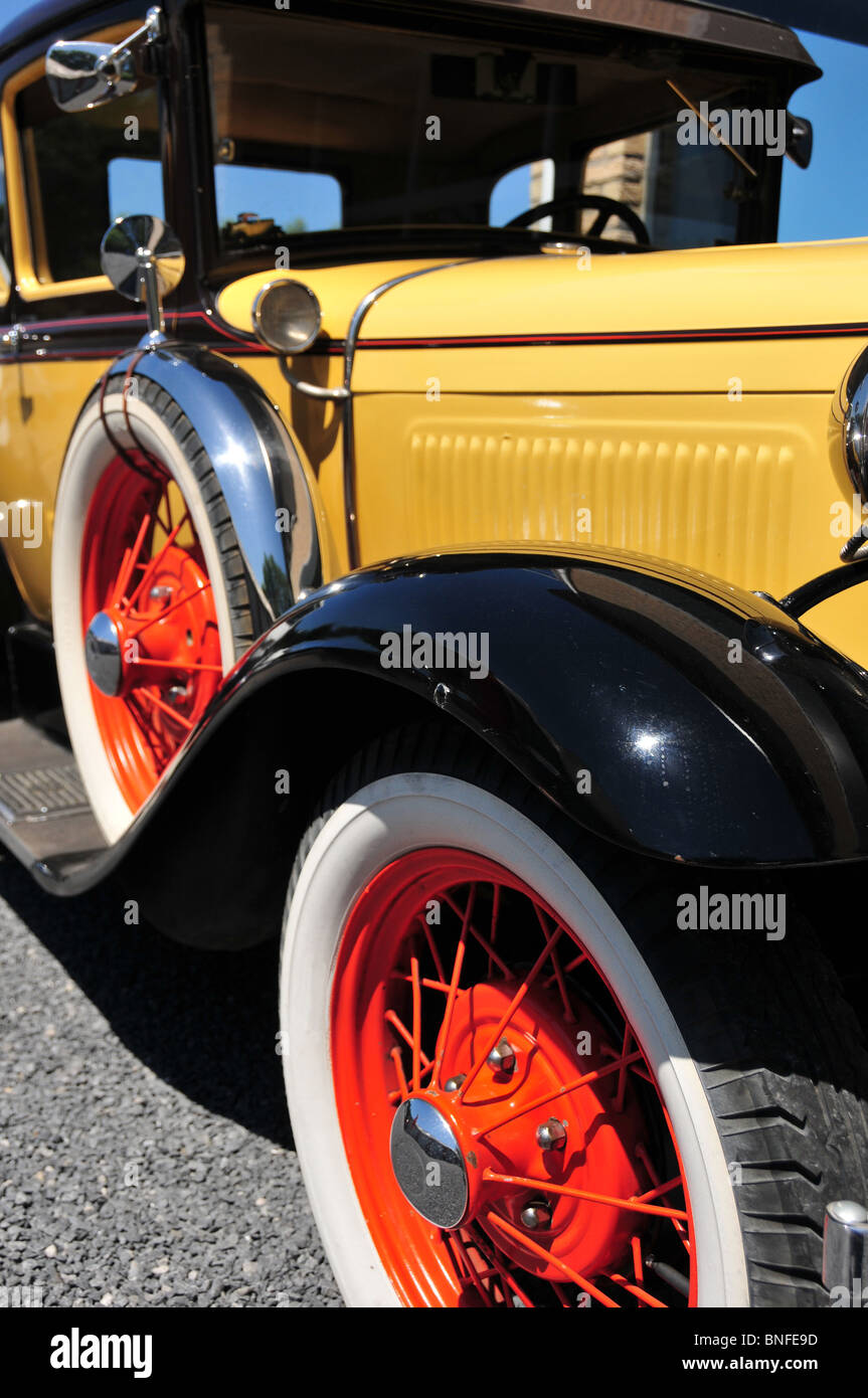 Completamente restaurato vintage auto da strada - close up sul lato passeggero del veicolo Foto Stock