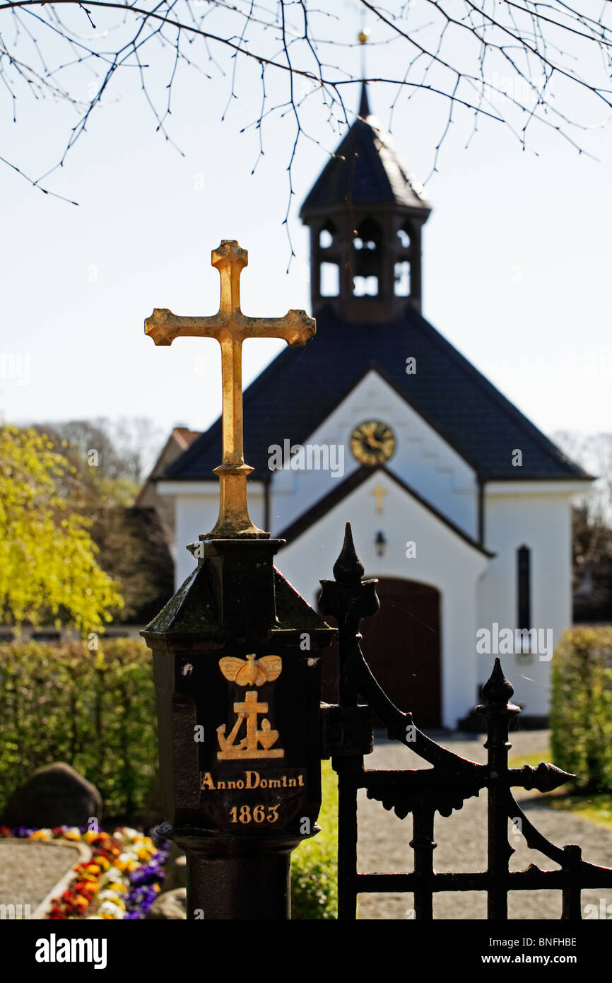 Il cimitero e la cappella della locale morte guild Holmer Beliebung, Schleswig, Germania Foto Stock
