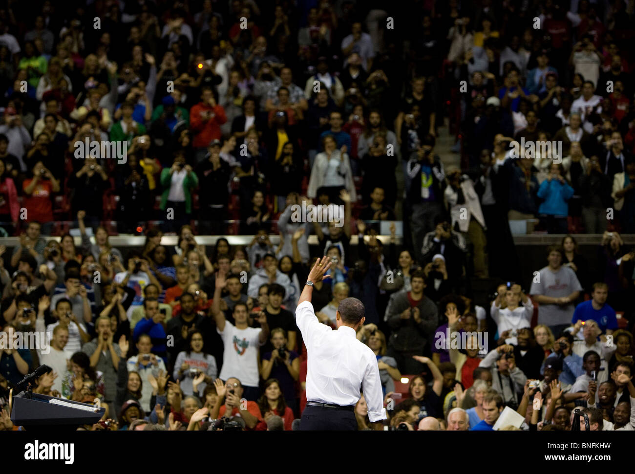 Il presidente Barack Obama parla durante una della riforma sanitaria rally presso l'Università del Maryland. Foto Stock