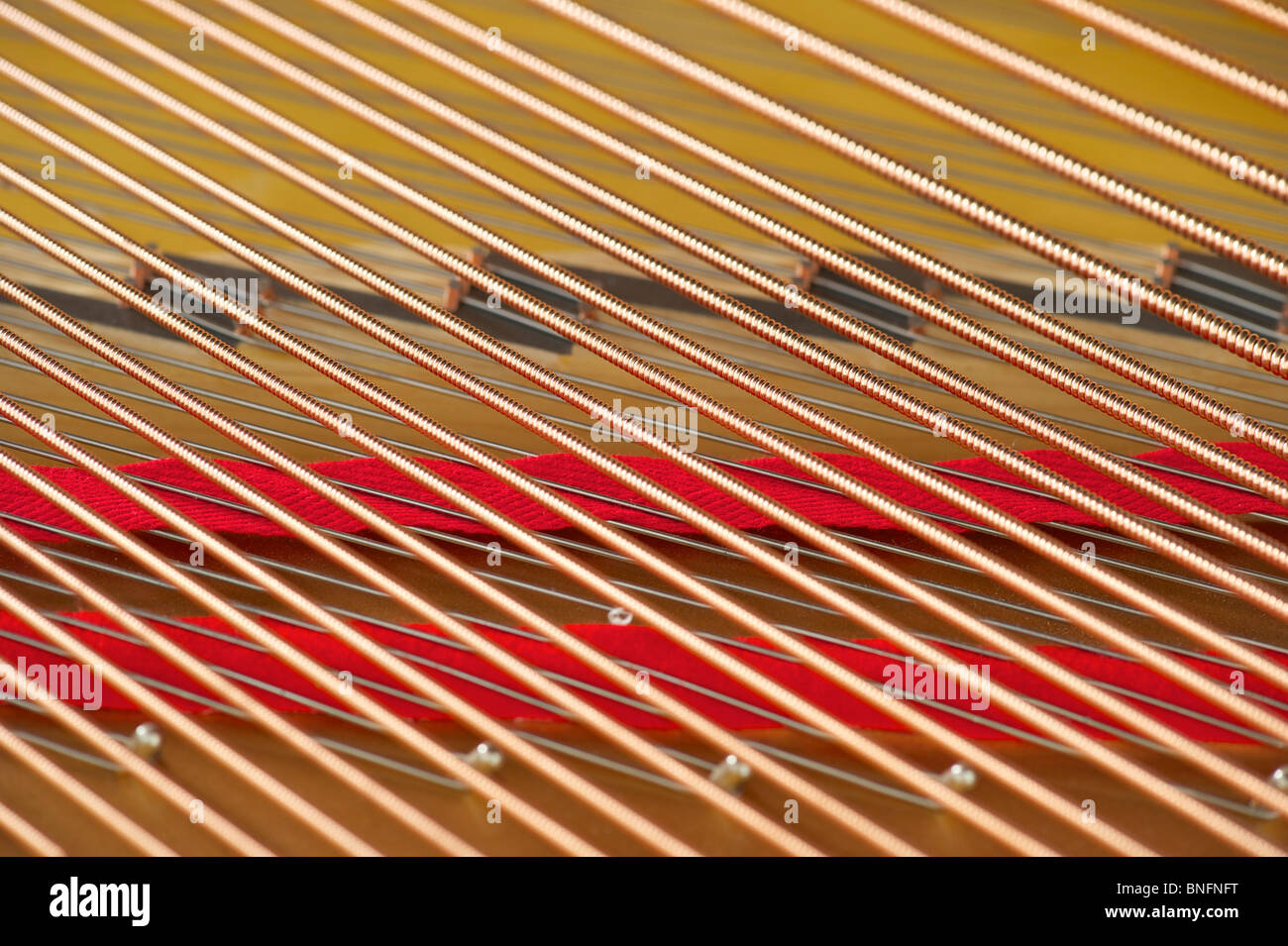 Bass stringhe di Steinway B Pianoforte Foto Stock