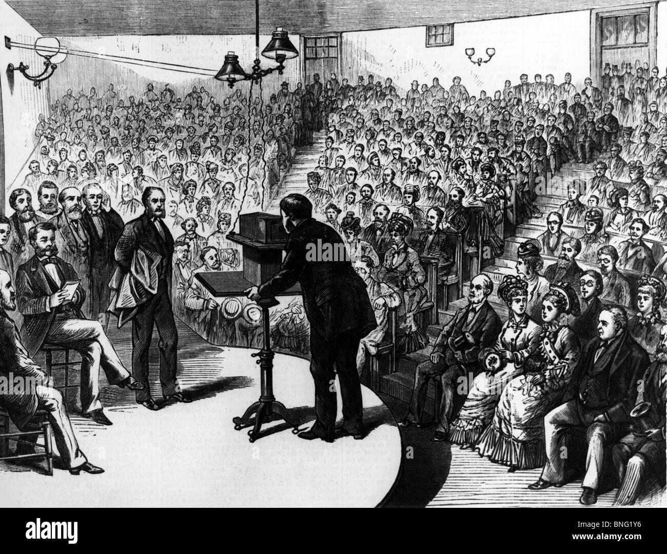 Alexander Graham Bell dimostrando il telefono su 15 Marzo 1877 da un artista sconosciuto Foto Stock