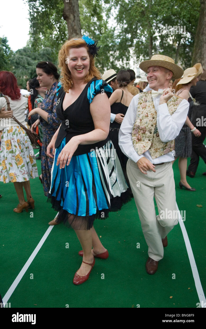 L'Olimpiade Chap Bedford Square Londra REGNO UNITO. HOMER SYKES Foto Stock