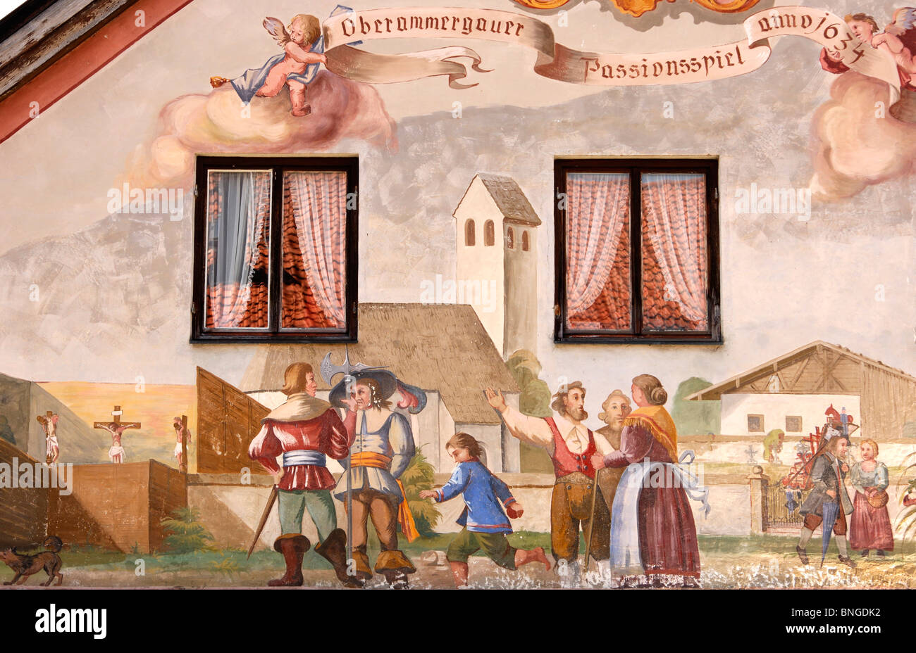Tromp l'oeil affreschi con scene della Passione di Oberammergau gioca, Oberammergau, Baviera, Germania Foto Stock