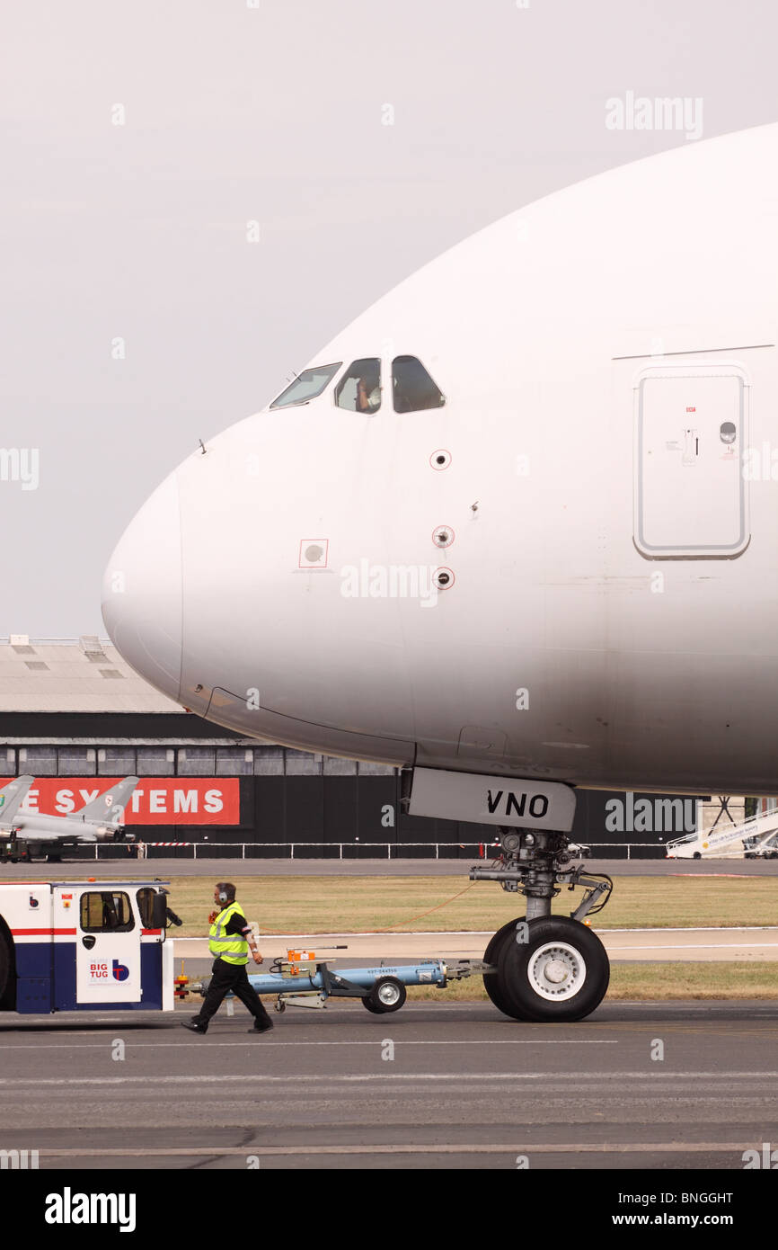 Airbus A380 trainato a 'Farnborough Air Show" Foto Stock