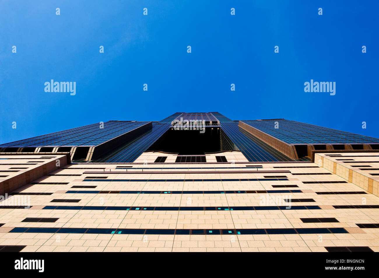 85 Sky Tower in Kaohsiung città, a sud di Taiwan Foto Stock