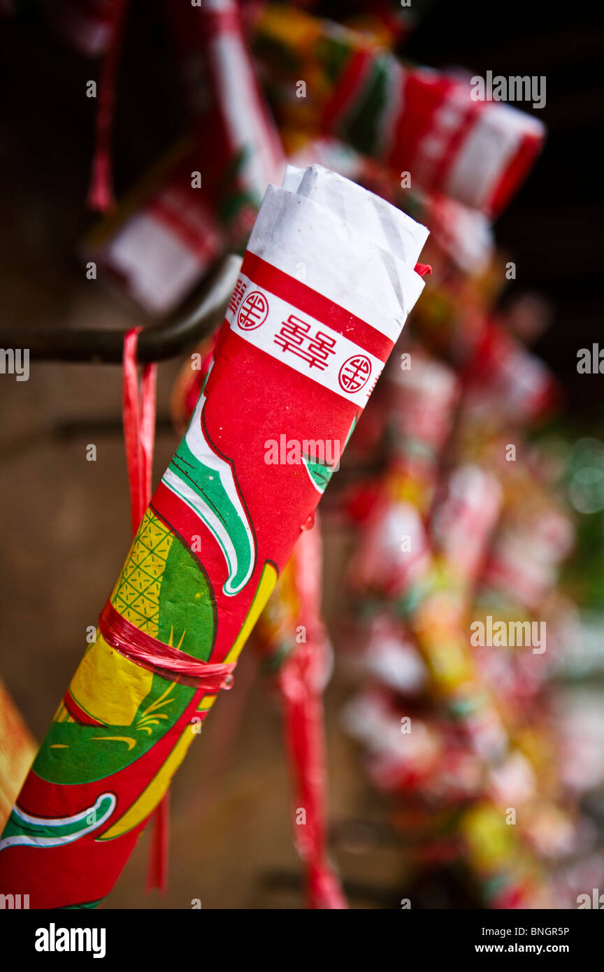 Close-up di carta Wish-Making, Lam Tsuen desiderosi di alberi in Taipo, Hong Kong Foto Stock