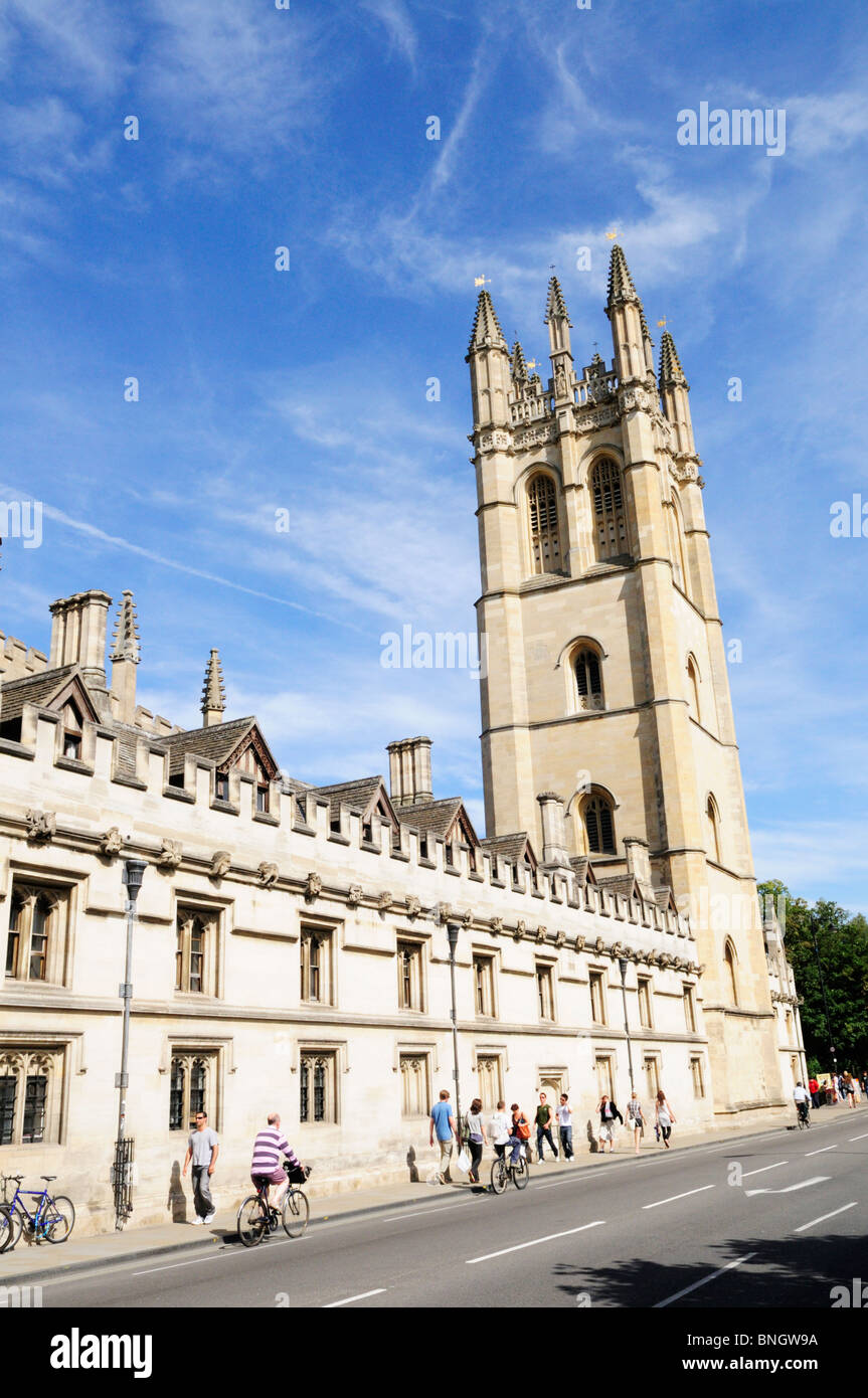 La grande torre presso il Magdalen College di Oxford, England, Regno Unito Foto Stock