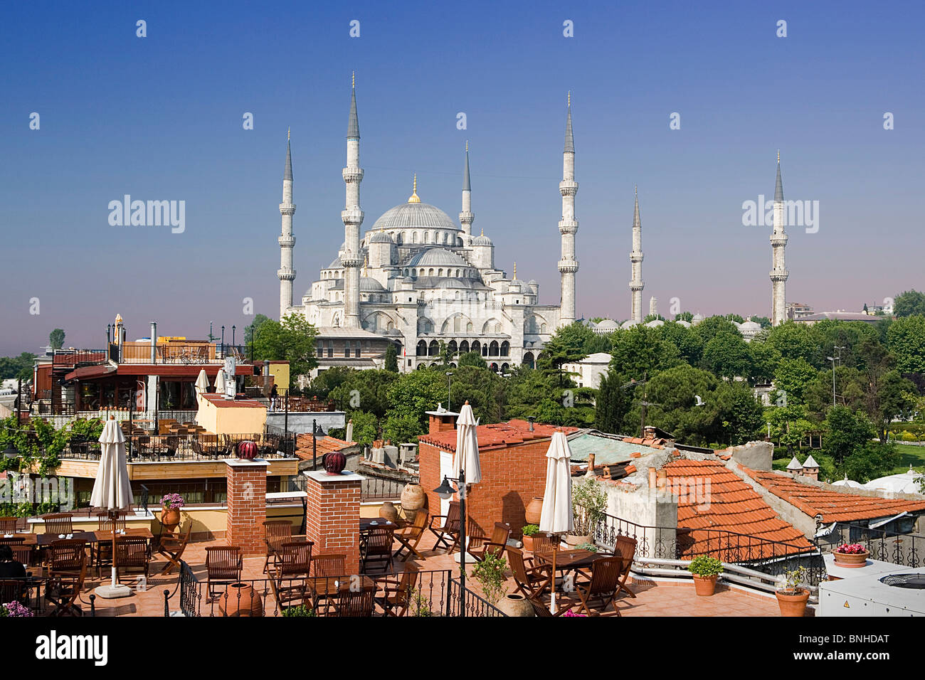 La Turchia Giugno 2008 Istanbul city Moschea Blu Sultan Ahmed islam moschea minareti di tetti Foto Stock