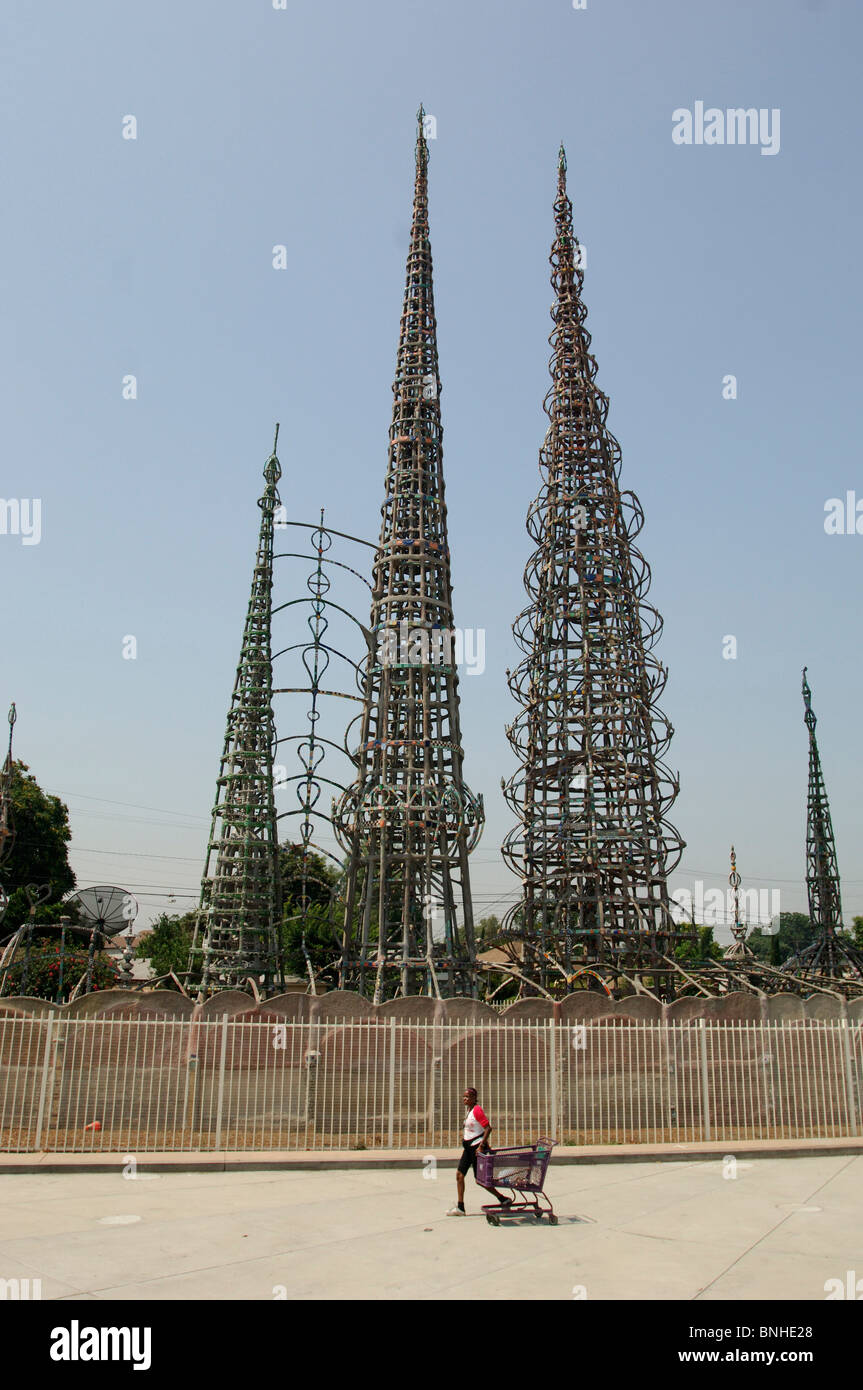 Usa Los Angeles California Watt torri della mezzaluna culturale architettura anfiteatro Stati Uniti d'America Foto Stock