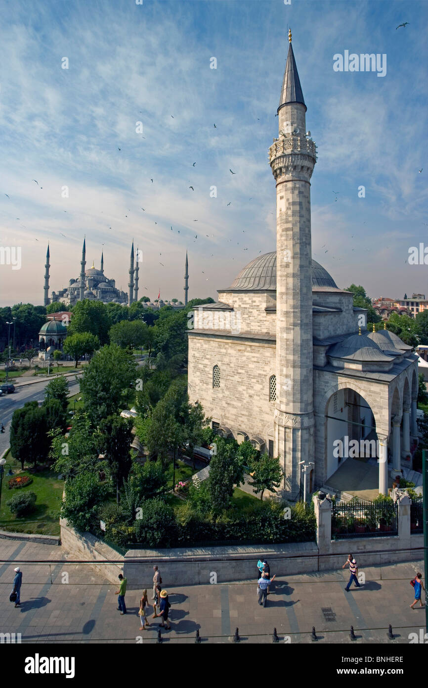 La Turchia Giugno 2008 Istanbul city Firuz Aga Moschea Moschea Blu Sultan Ahmed minareti della Moschea Islam Foto Stock