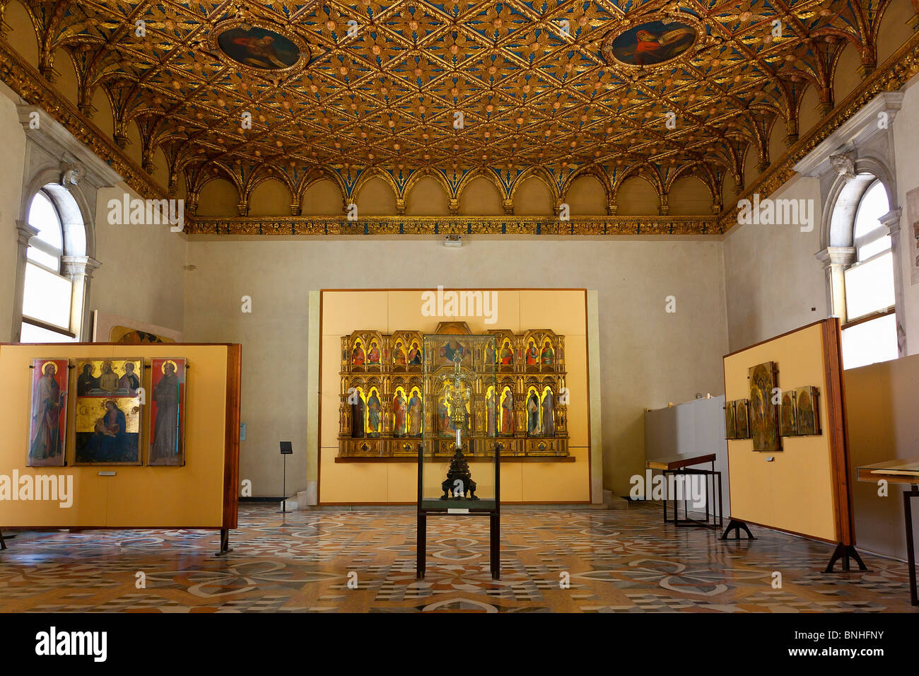 L'Europa, Italia, Venezia, Venezia, elencato come patrimonio mondiale dall UNESCO, Piazza San Marco, la Galleria dell'Accademia di Venezia Foto Stock