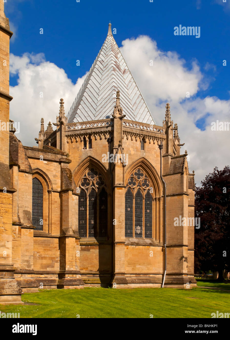 Southwell Minster una cattedrale nel NOTTINGHAMSHIRE REGNO UNITO Inghilterra e un buon esempio di Norman e inizio inglese architettura della chiesa Foto Stock