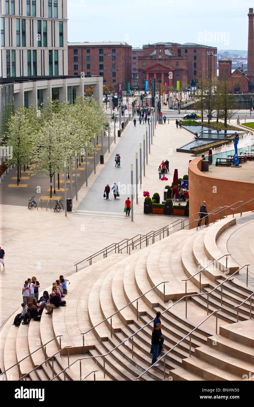 Liverpool One Shopping Mall complesso Liverpool England Regno Unito cercando di Alberts Docks Foto Stock