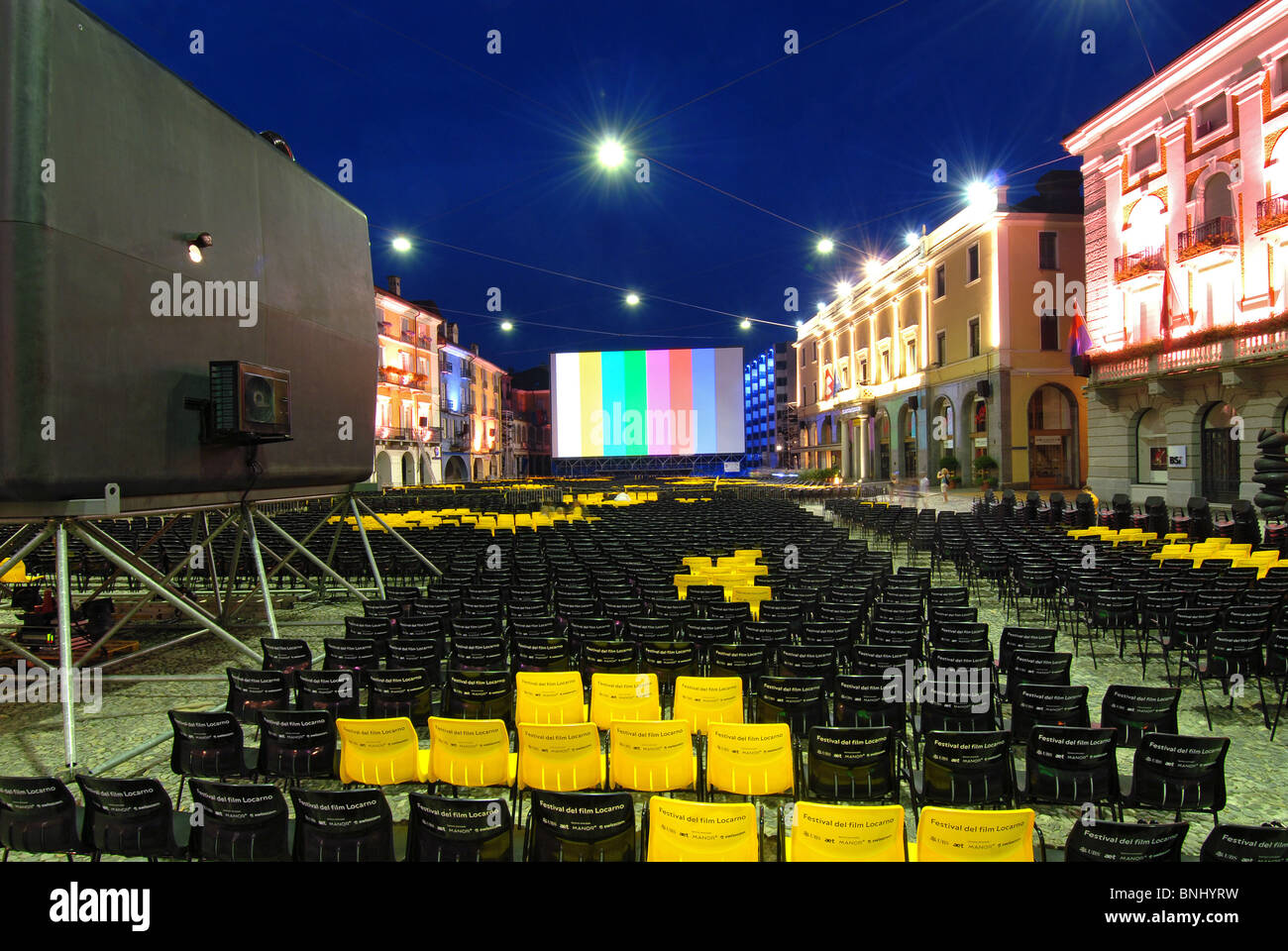 La Svizzera film festival Locarno city International Film Festival Piazza grande cinema all'esterno sedi dello schermo vuoto movie Foto Stock