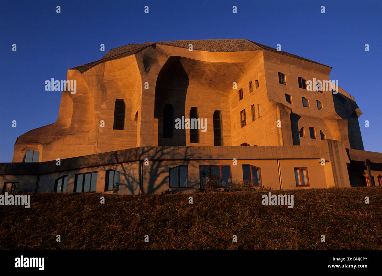 Europa Svizzera Cantone di Solothurn Dornach Goetheanum antroposofia Rudolf Steiner edilizia architettura costruzione Foto Stock