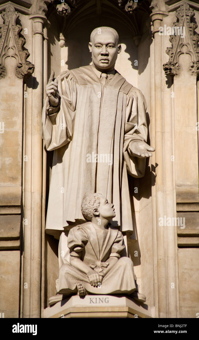 Londra - Abbazia di Westminster - santi dalla facciata ovest - Martin Luther King Foto Stock