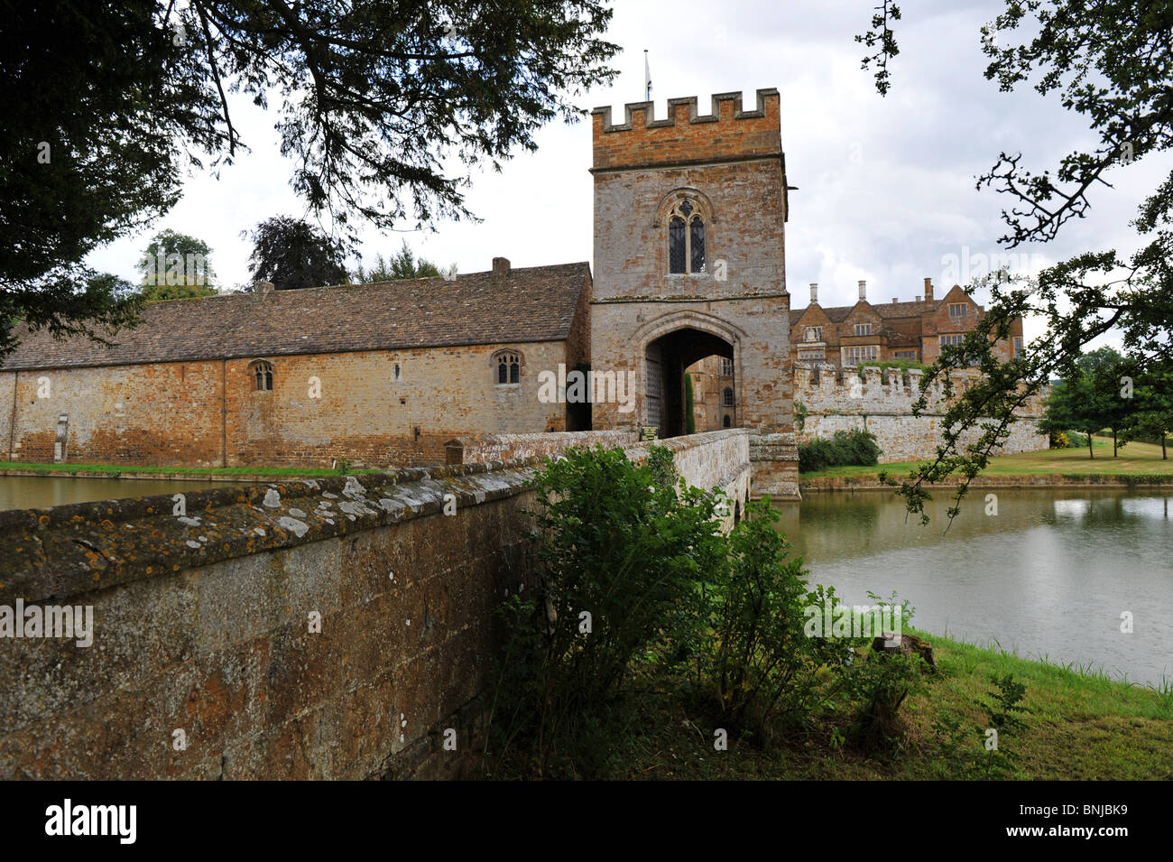Storico Castello di Broughton vicino a Banbury in Oxfordshire. Royalist roccaforte della guerra civile inglese Foto Stock