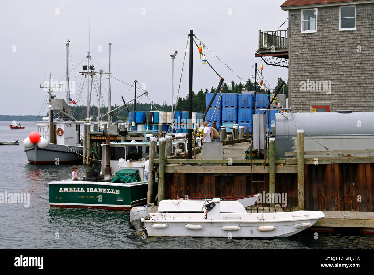 Costa del Maine Port Clyde New England USA villaggio di pescatori Oceanfishermans Atlantico per la porta del dock lobster barche Foto Stock