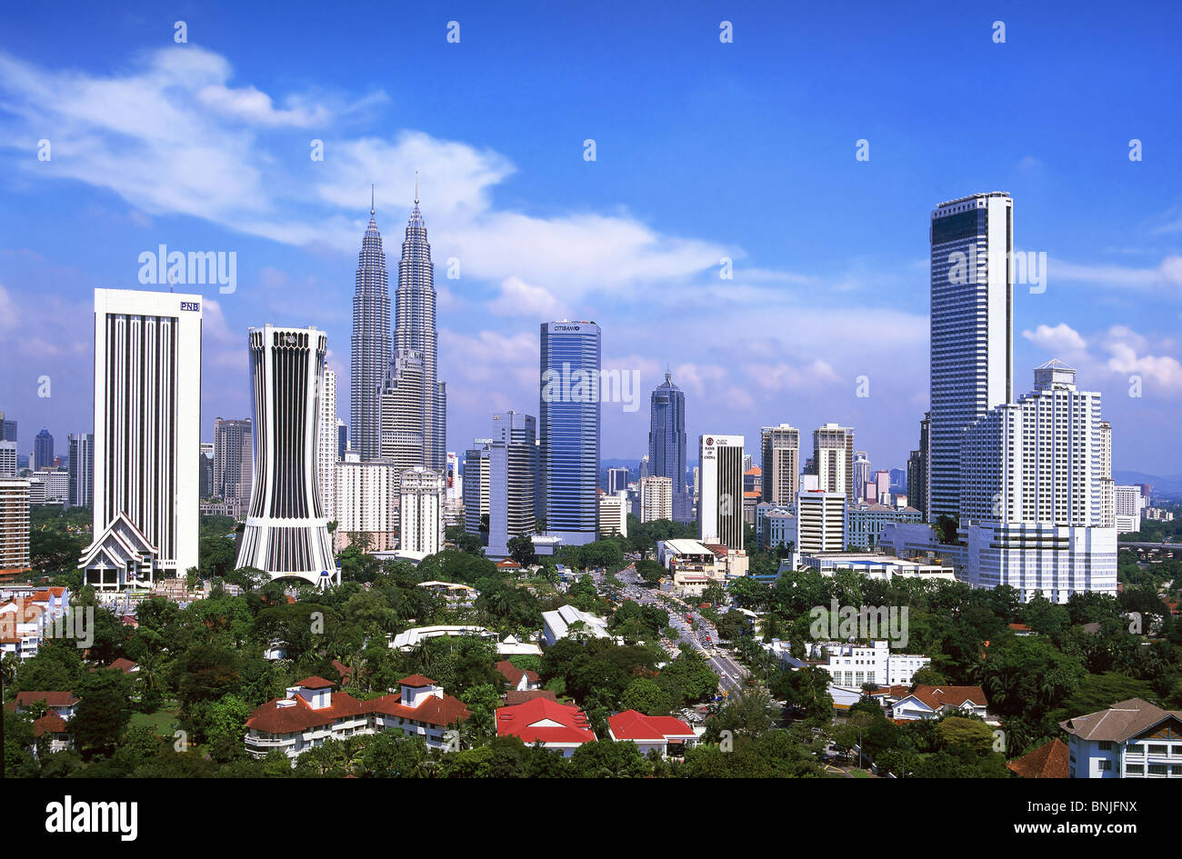 Malaysia ottobre 2006 la città di Kuala Lumpur Petronas Towers skyline Foto Stock