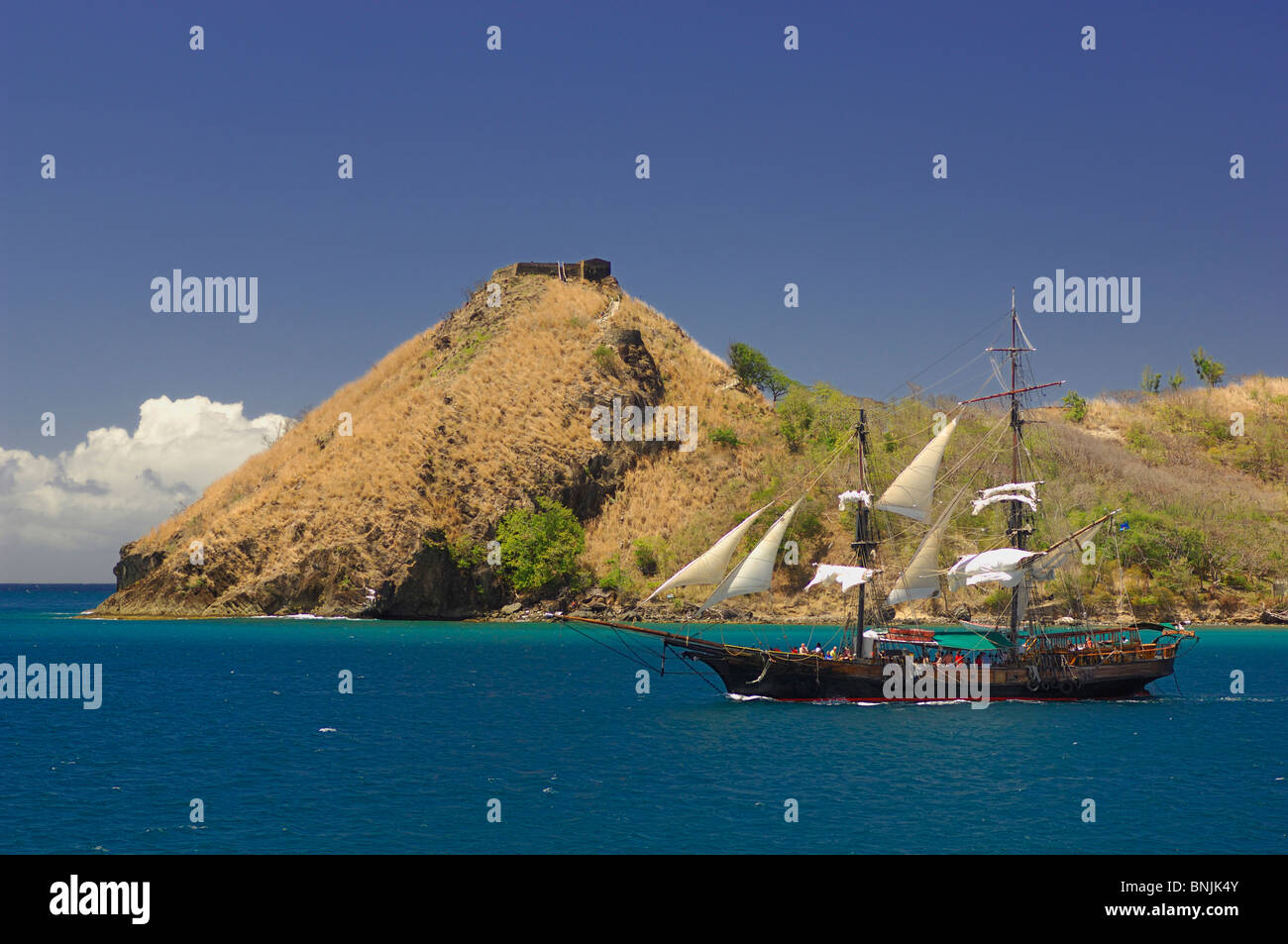 Rodney Bay Saint Lucia Caraibi costa del mare oceano barche barca fort veliero sailship Foto Stock