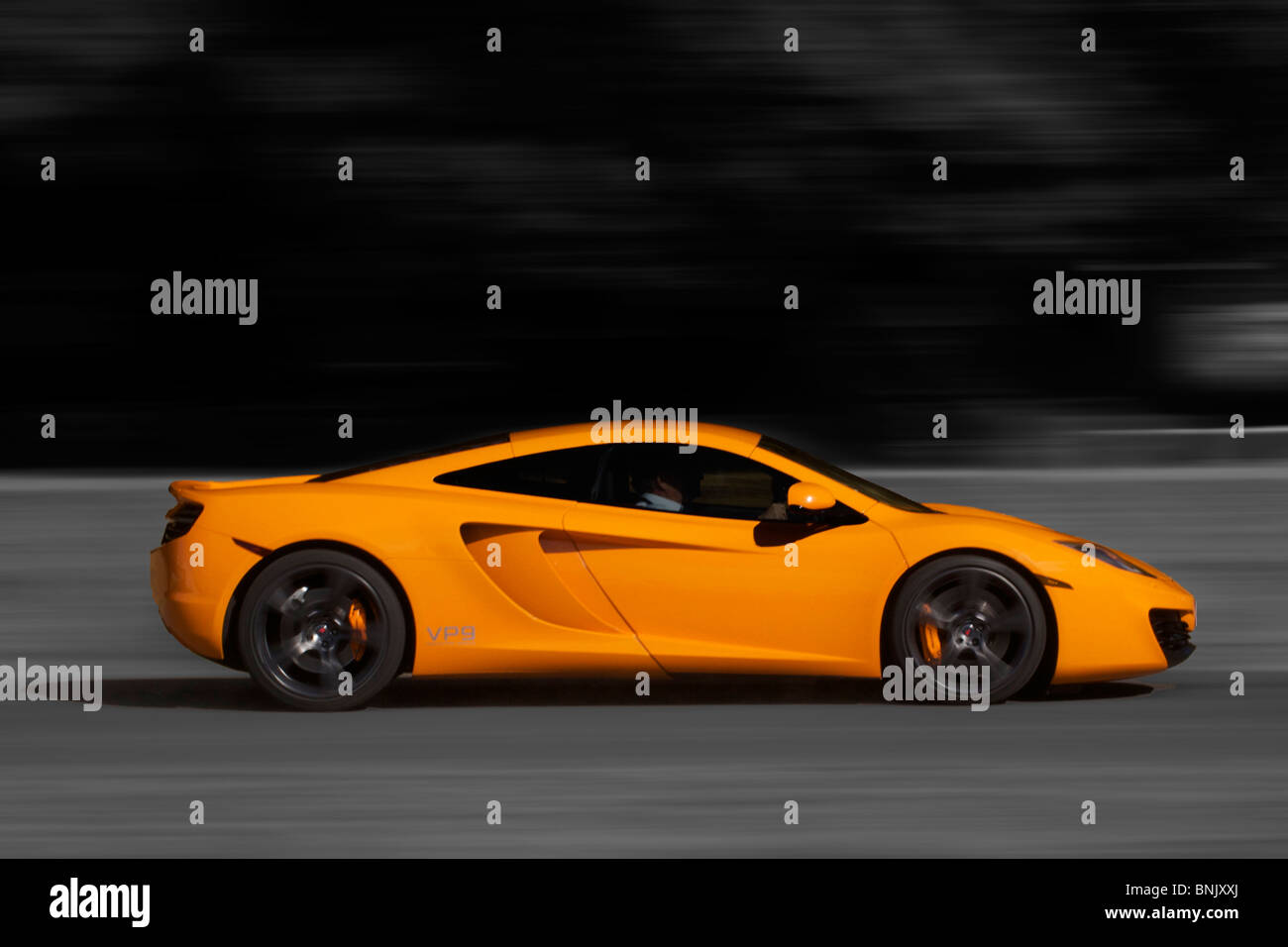 McLaren MP4-12c stoffa il suo debutto al Festival di Goodwood di velocità. Questa è la prima apparizione pubblica della vettura Foto Stock