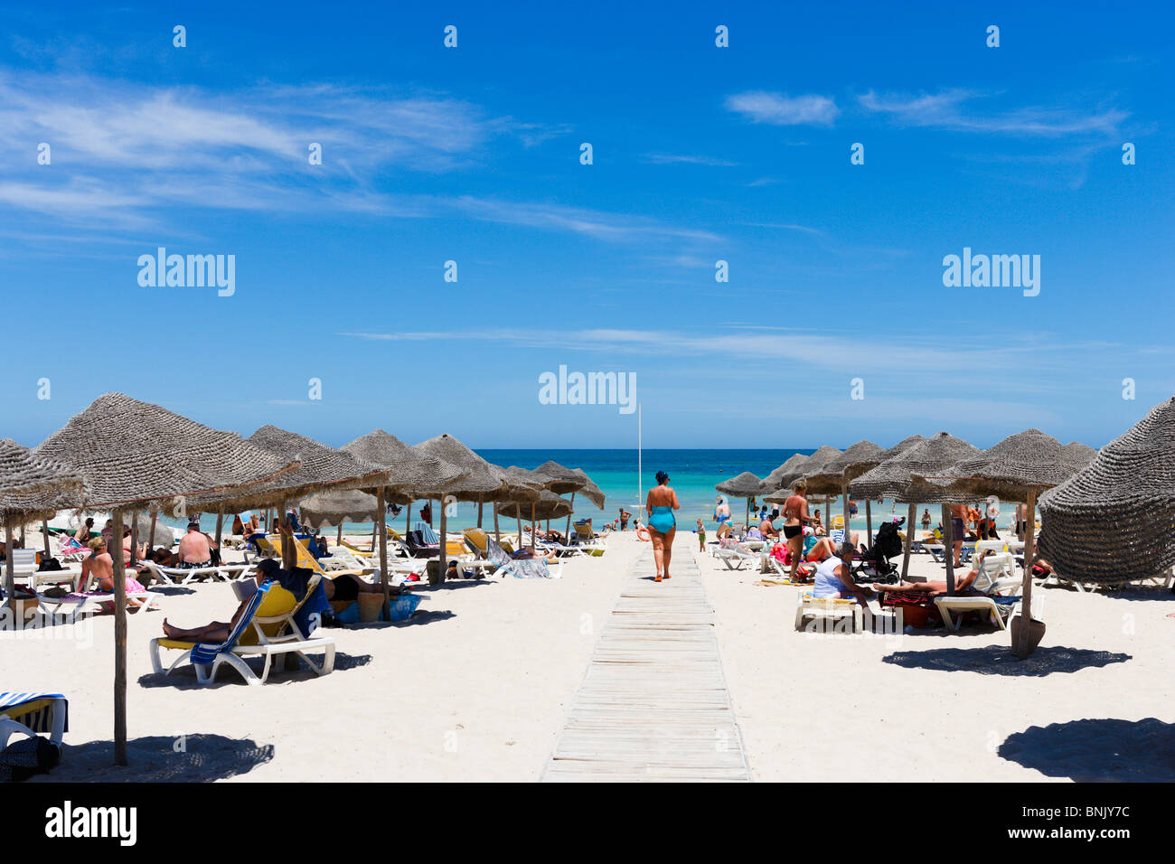 Spiaggia nella zona degli hotel vicino al Hotel Sun Club DJerba, Playa Sidi Mehrez Djerba, Tunisia Foto Stock