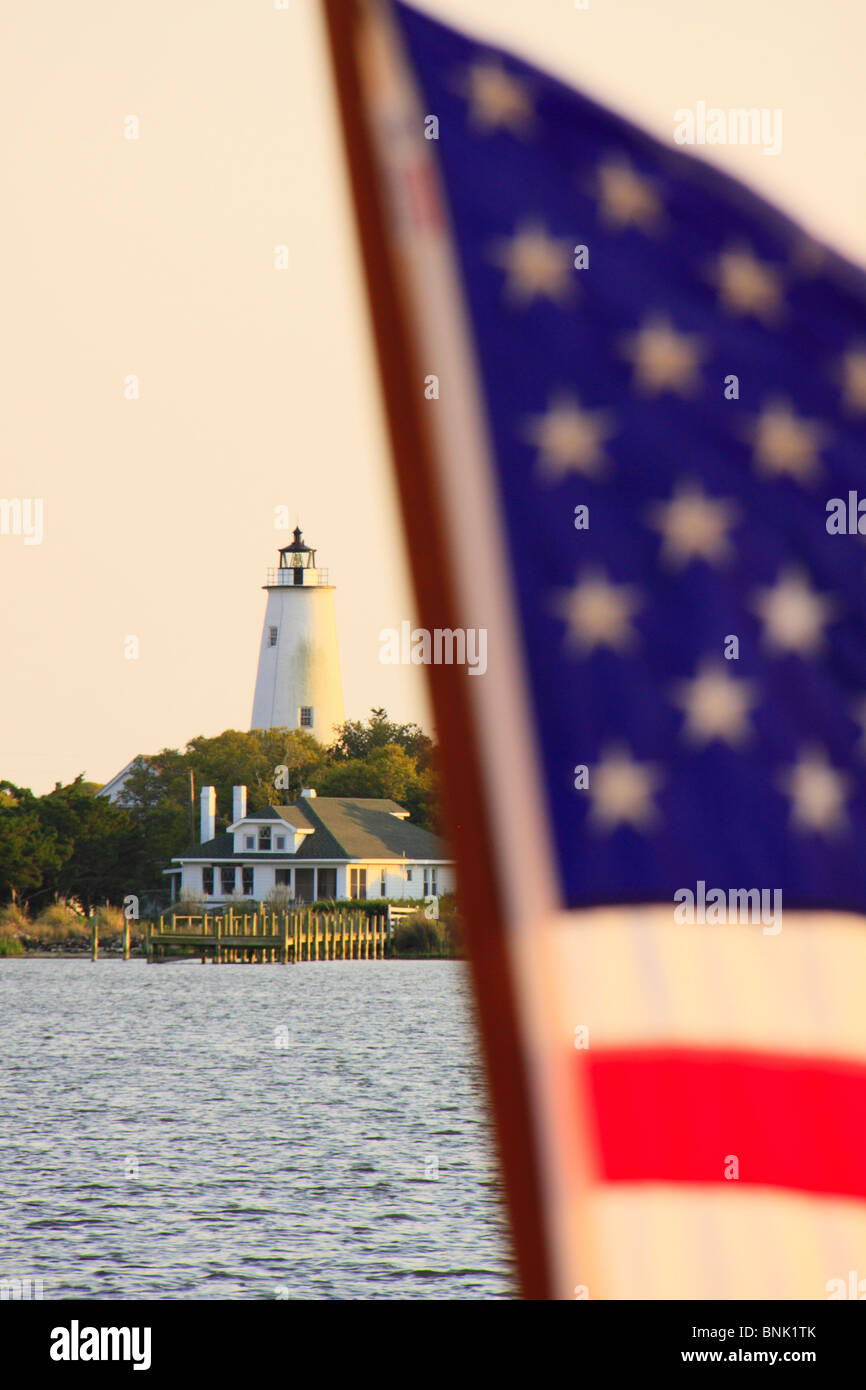 Tramonto al Lago d'argento Harbour, Ocracoke Island, Cape Hatteras National Seashore, STATI UNITI D'AMERICA Foto Stock